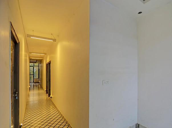 Expo View Residency Hotel Greater Noida Exterior photo