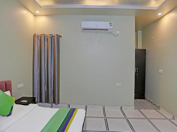 Expo View Residency Hotel Greater Noida Exterior photo
