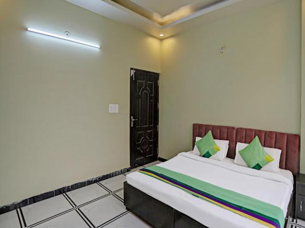 Expo View Residency Hotel Greater Noida Exterior photo