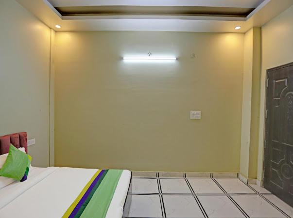 Expo View Residency Hotel Greater Noida Exterior photo